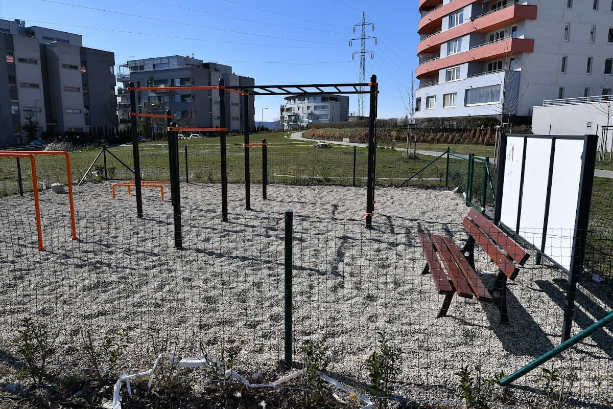 OCTAGO Workout Park